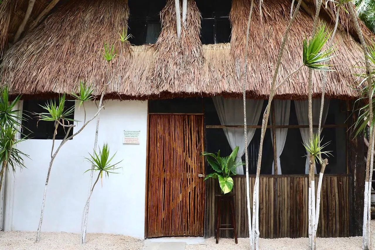 Tuup Jungle Aparthotel Tulum 2*,